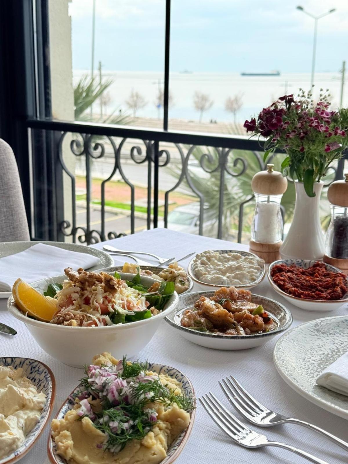 The Yali Konak Hotel İzmir Ngoại thất bức ảnh